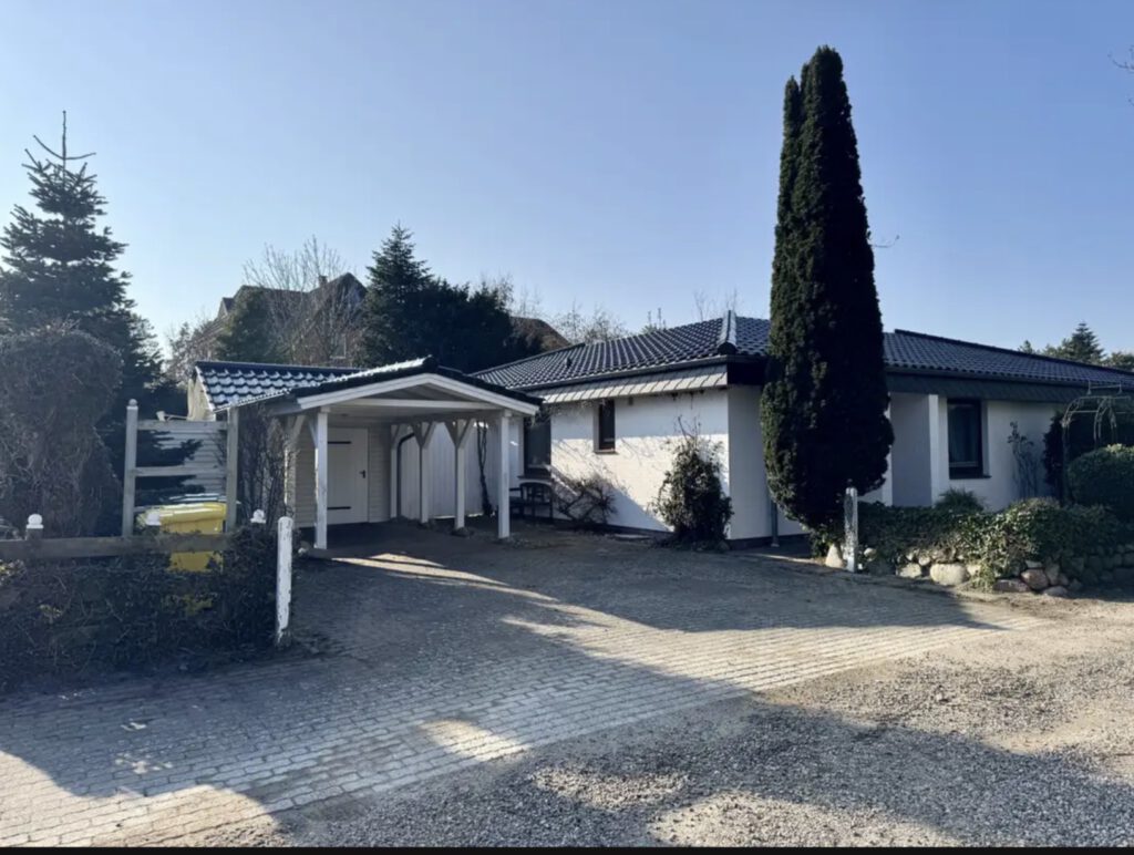 Ferienwohnung Seeperle 1, Zum Leuchtturm 4 in St. Peter-Ording Ortsteil Böhl